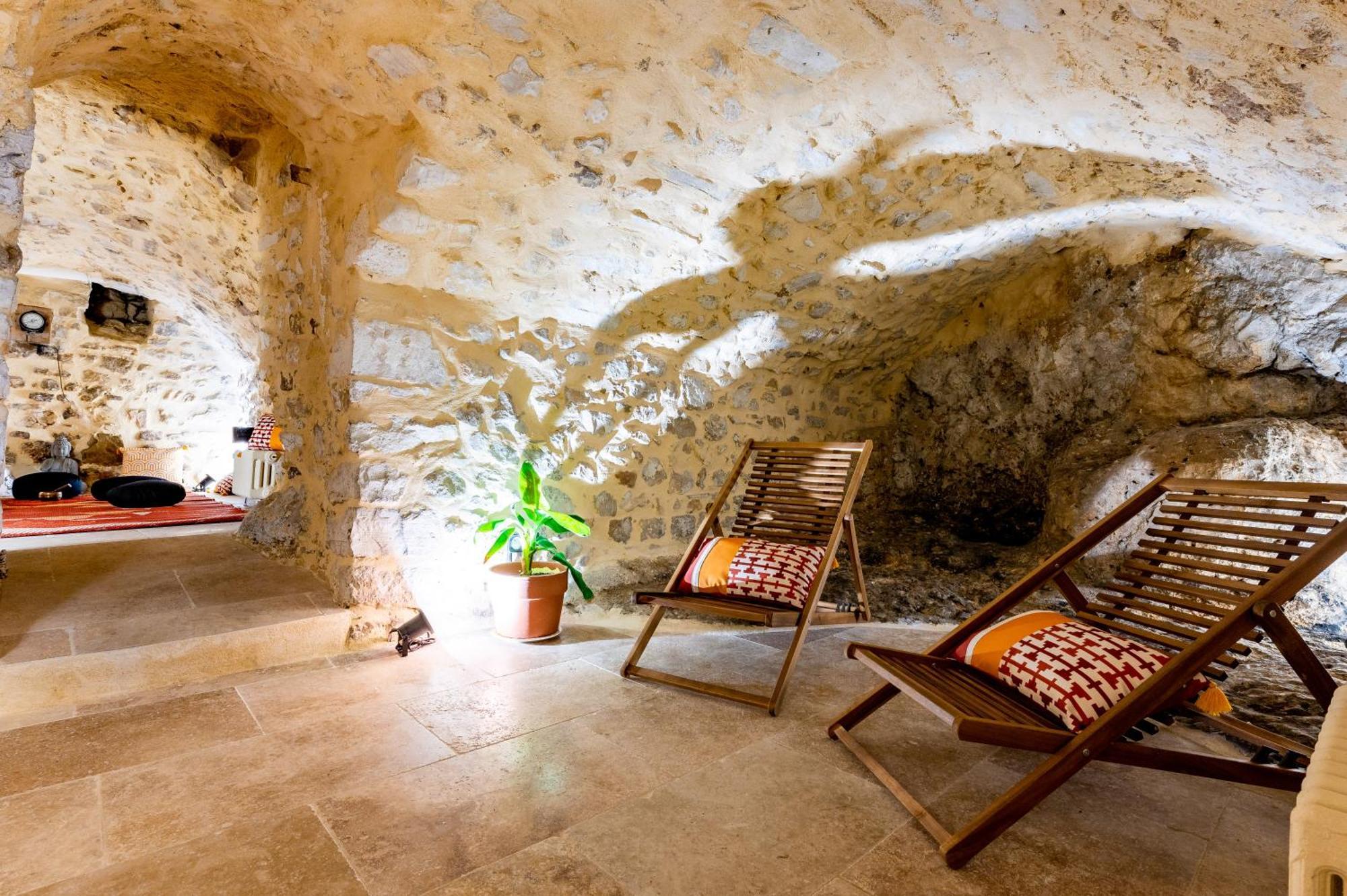 Le Nesk Ventoux - Hotel Sault-de-Vaucluse Exteriér fotografie