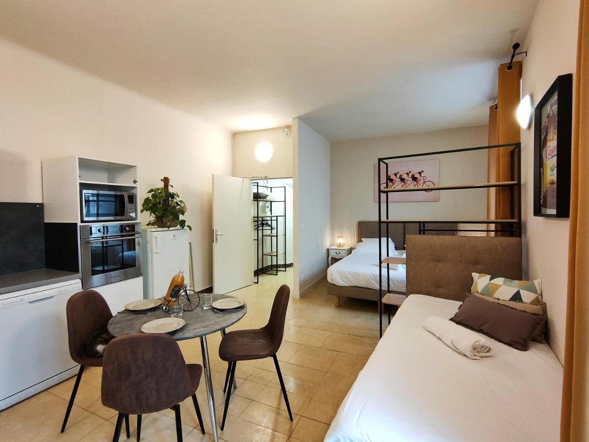 Le Nesk Ventoux - Hotel Sault-de-Vaucluse Pokoj fotografie